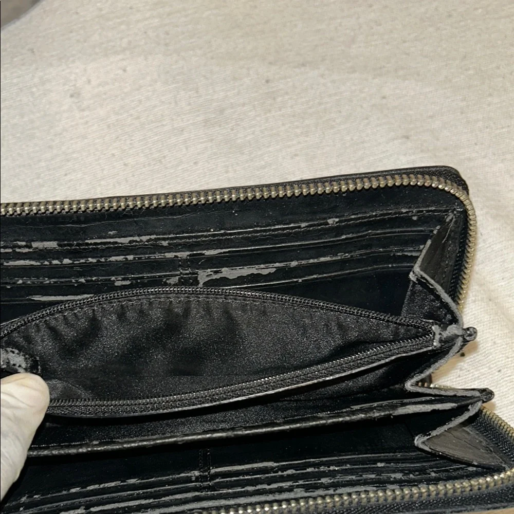 Black Patterned Wallet - Picture 9 of 10